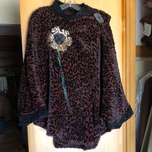 Leopard Print Faux Fur Poncho with Floral Appliqué - Brown/Black. One size